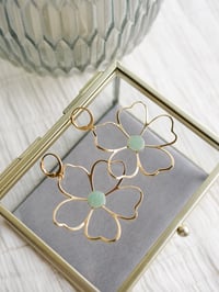 Image 6 of Boucles d'Oreilles NAOLIE - Vert clair - Or/Argent