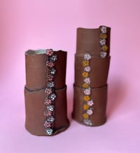 Image 3 of 3 tiered flower trim detail vase 