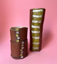 Image 3 of 2 tiered stacked vase (yellow)