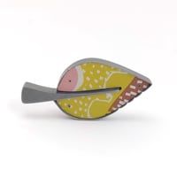 Image 2 of Elegant Leaf Brooch 