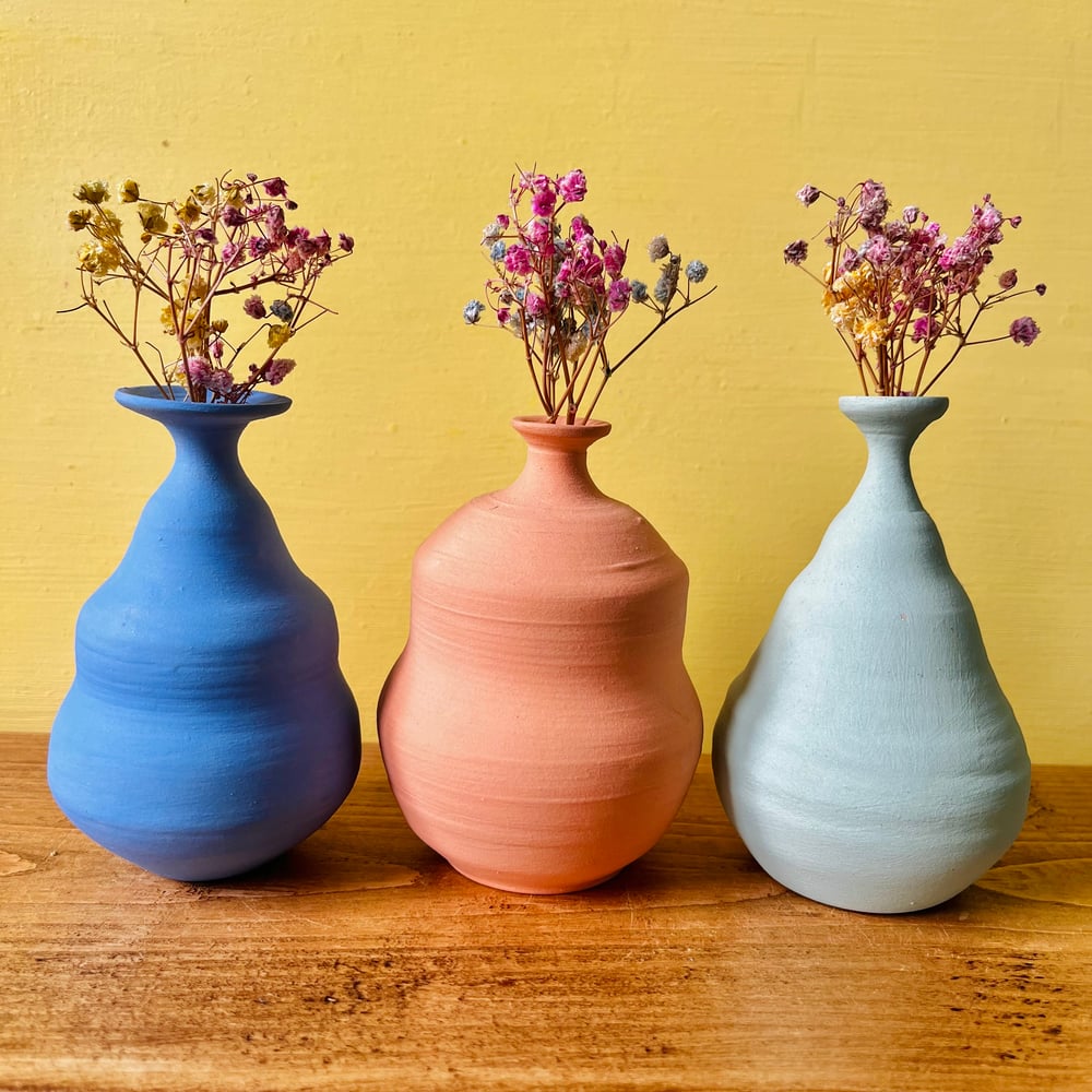 Image of Bright Matt Vase