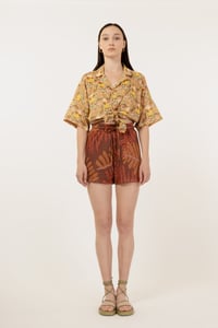 Image 2 of SHORTS SIRACUSA MONSTERA NOCE €143 -30%