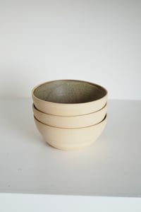 Image 5 of Everyday Bowl