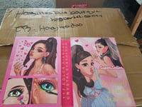 Image 2 of Ariana eyeshadow palette