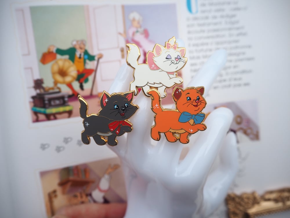 Image of Trio Aristocats set pin 