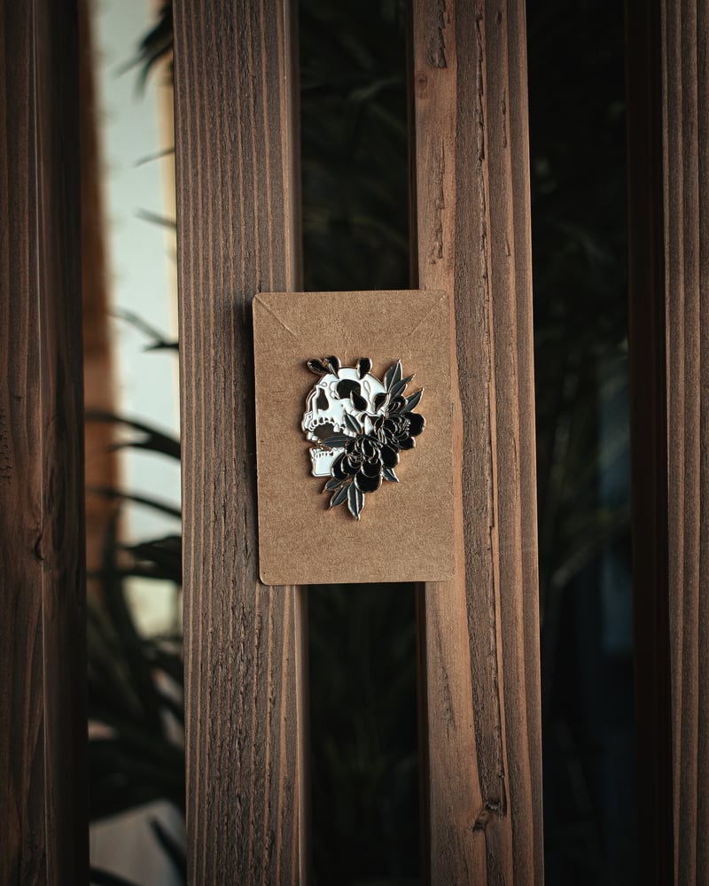 Image of Metal Pin