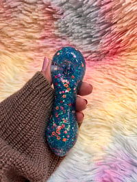 Image 6 of Turquoise Girly Freezable Glitter Glass Pipe   Color Changing Pipe