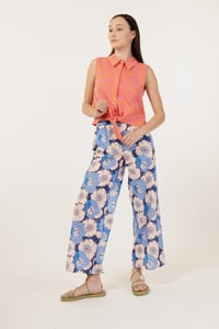 Image 3 of PANTALONE PERÙ ANEMONE BLU €180 -30%