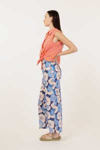 Image 4 of PANTALONE PERÙ ANEMONE BLU €180 - 50%