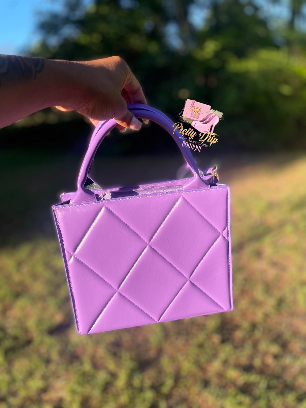Casual Chic Handbag 