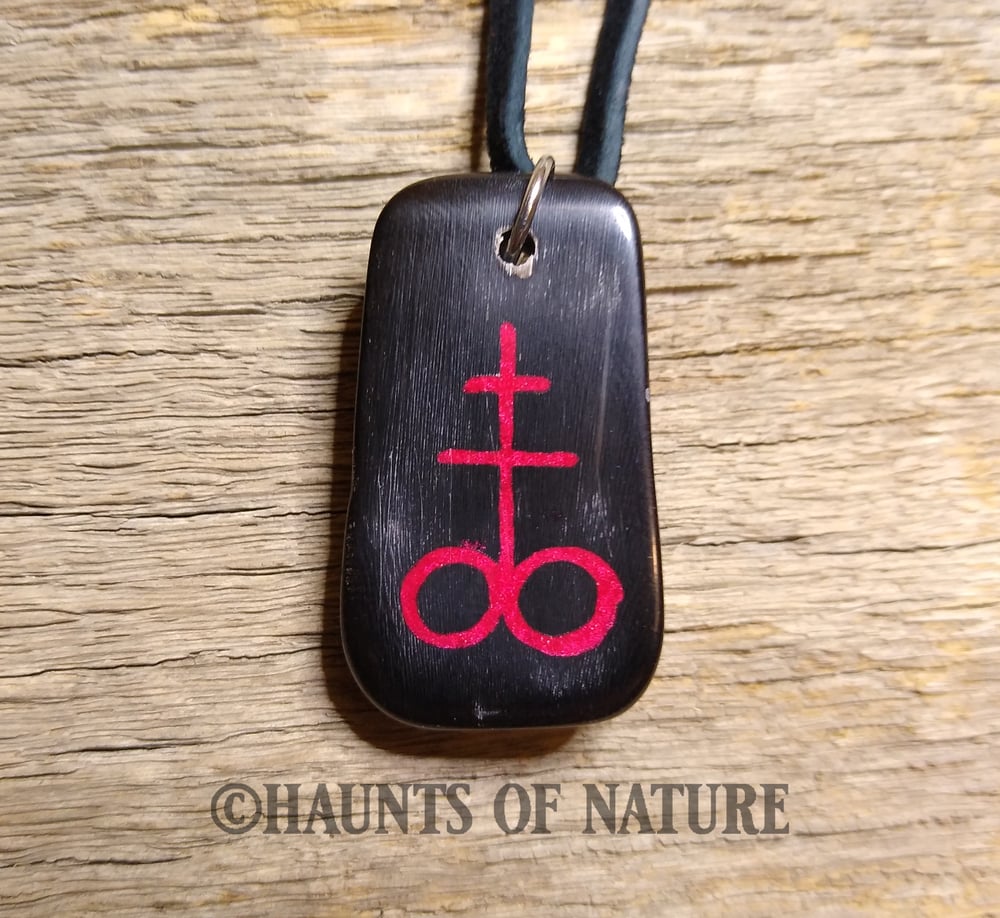 Inlaid Horn Pendant - Leviathan Cross