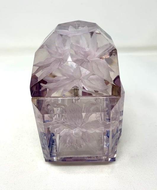 Image of Mini Victorian Box with Deluxe Lid