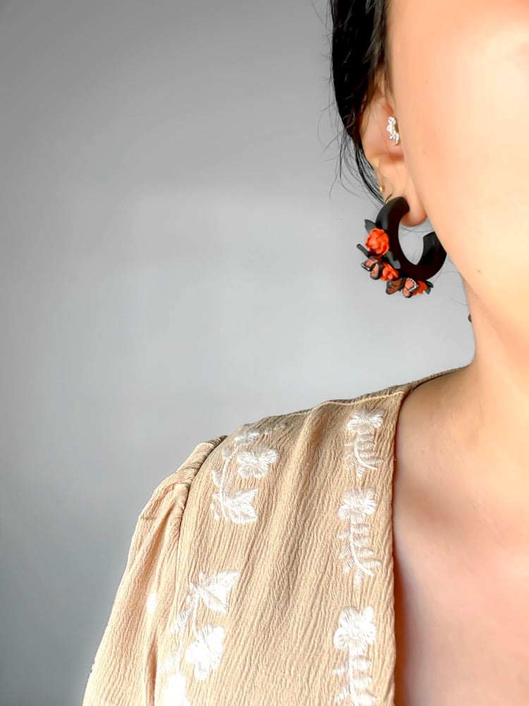 PREORDERS Monarca Hoops  