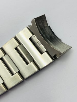 Image of Rare seiko heavy duty solid stainless steel gents watch strap,curved lugs,24mm, genuine,(GN-06)