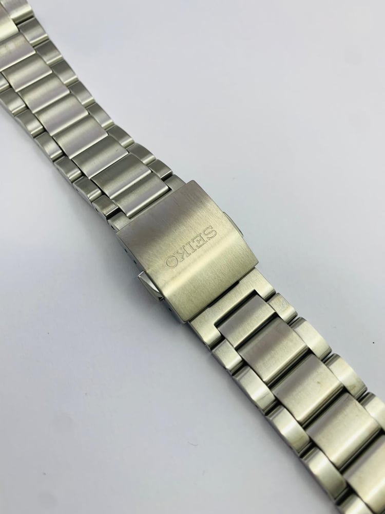 Image of Rare seiko heavy duty solid stainless steel gents watch strap,curved lugs,24mm, genuine,(GN-06)