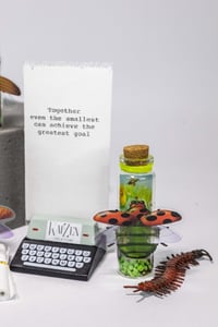 Image 11 of Insects (3D) - Message in a Bottle