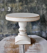 Cake stand  3 white