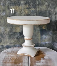 Cake stand   11   white 