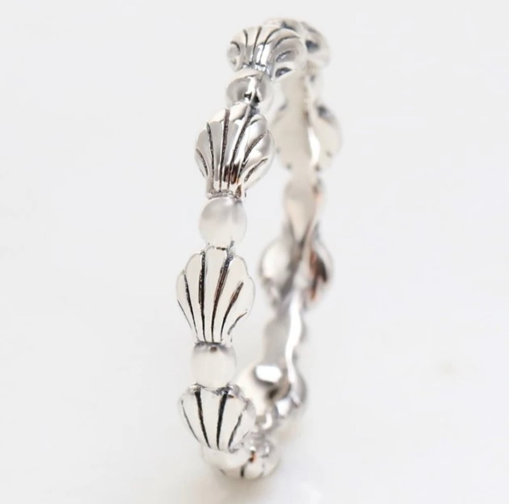 Image of 925 Silver Shell ring 