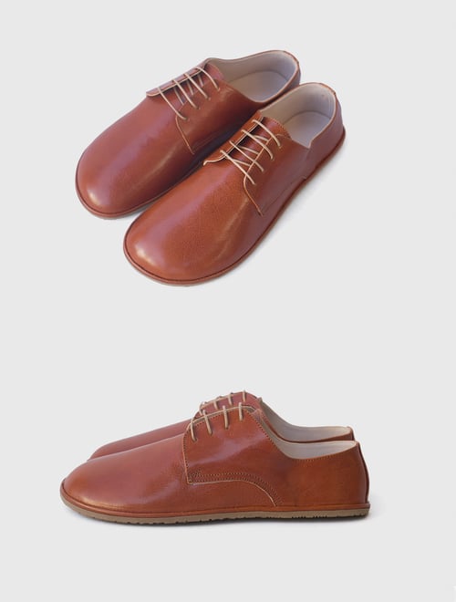 Image of Plain Toe Derby in Veg-tanned Lustrous Tobacco