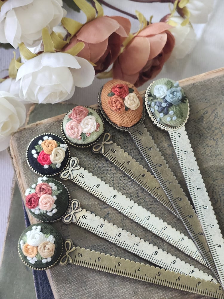 Image of Metal ruler bookmark