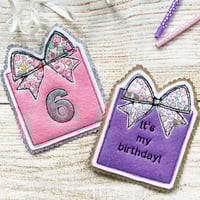 Image 1 of Gift Box Birthday Badges