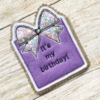 Image 2 of Gift Box Birthday Badges