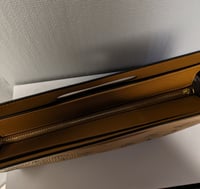 Image 5 of Vesti Clutch