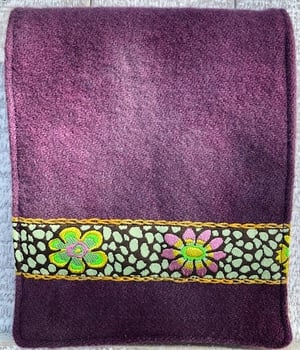 Image of Nest Your Needle  - Needle Book Kit 4 1/2" X 5 1/2"