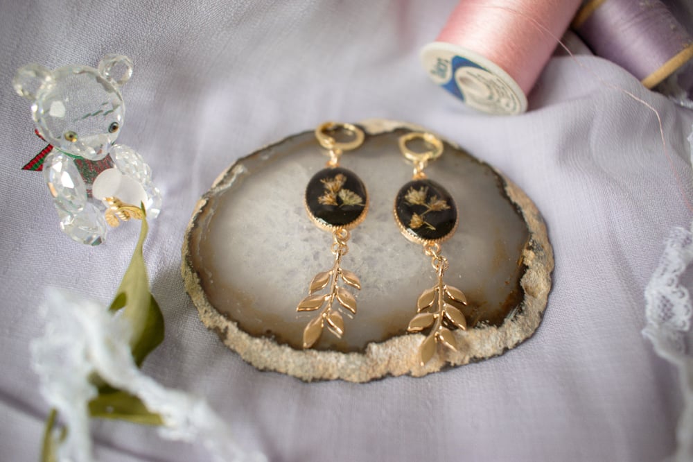 Image of Oma-mas Goldenrod Gold Earrings