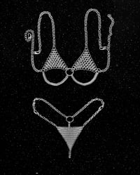 Image 4 of The Underboob