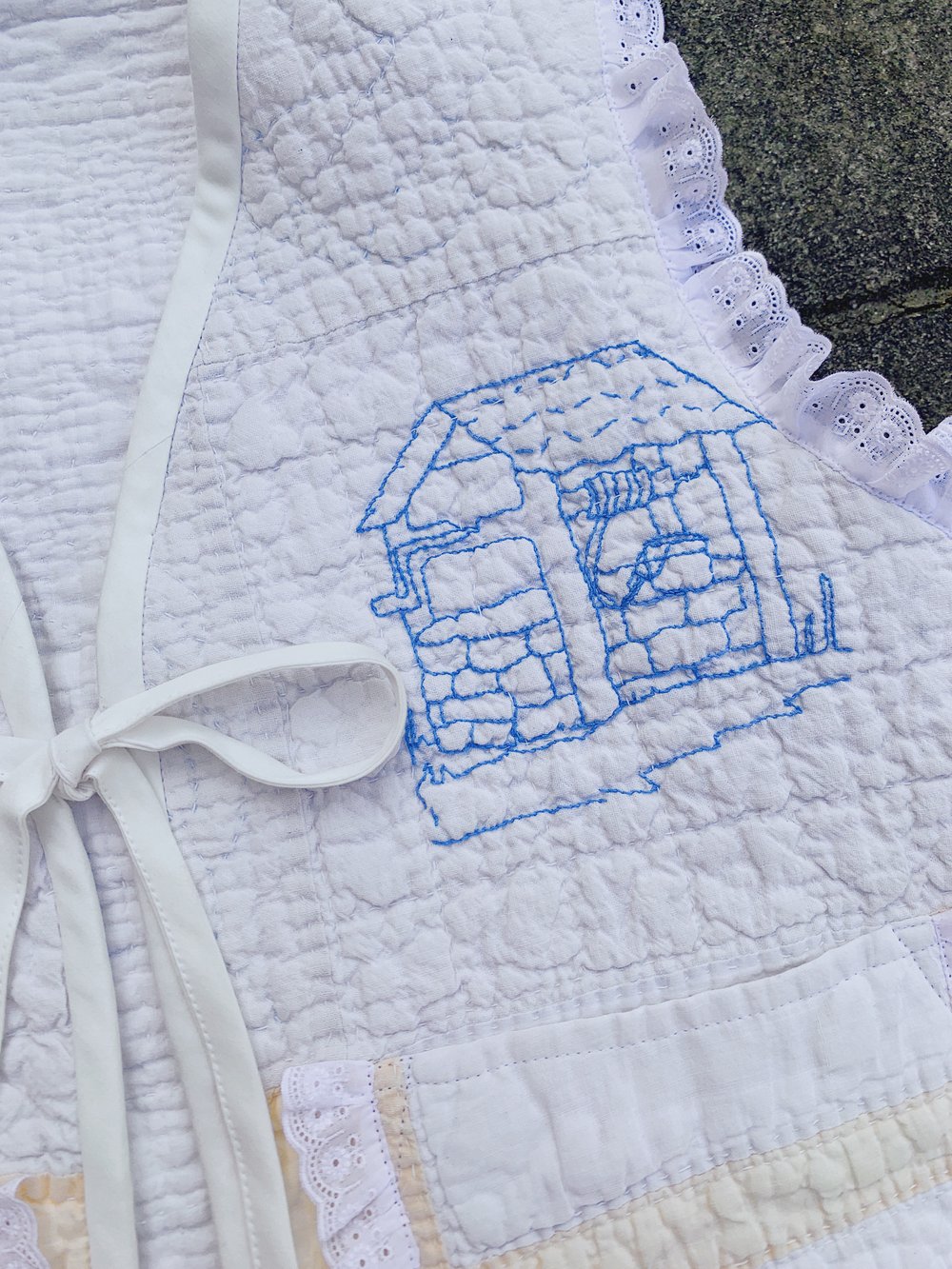 Image of Quilt Vest — White Embroidered Animals