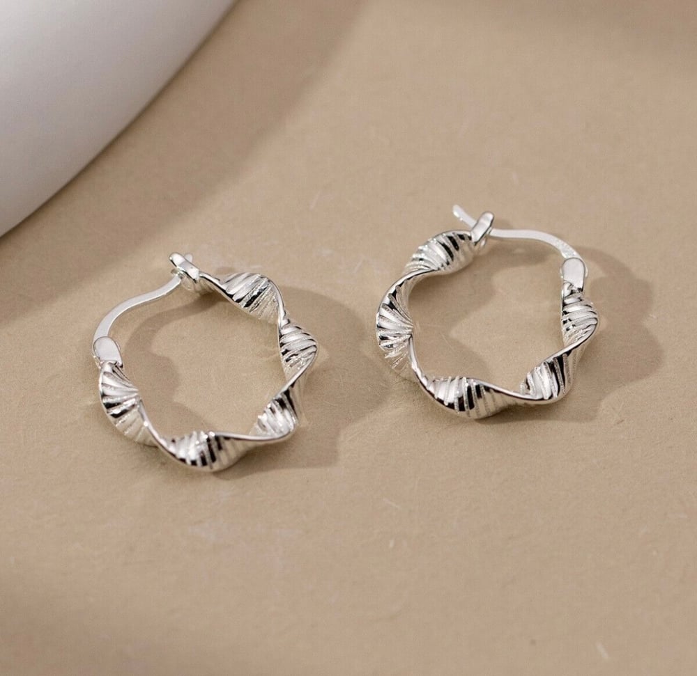 Image of 925 Silver Twist hoops