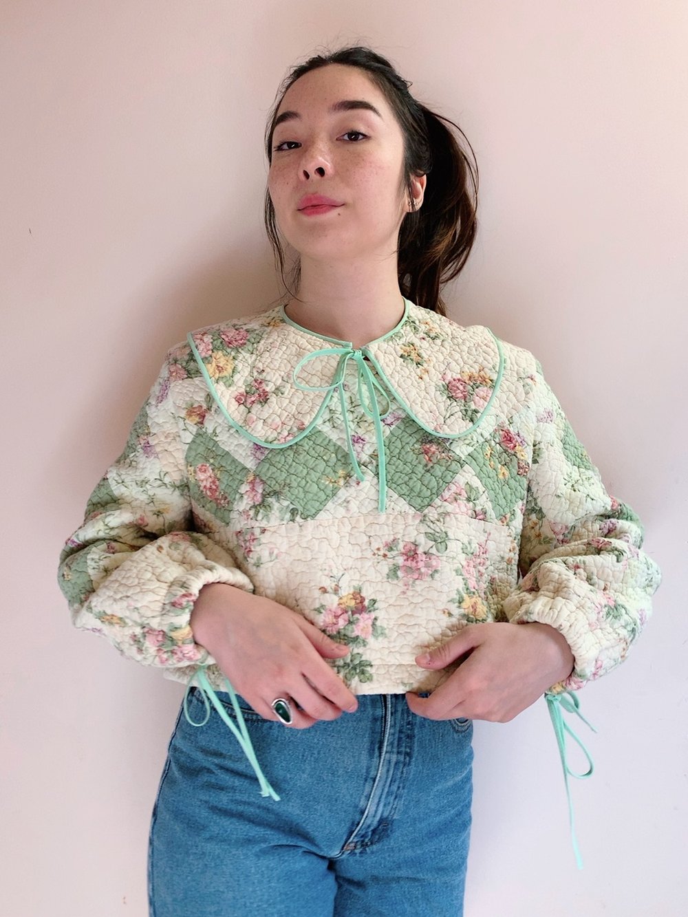 Image of Long Sleeve Quilt Top & Detachable Collar — Crème Florals
