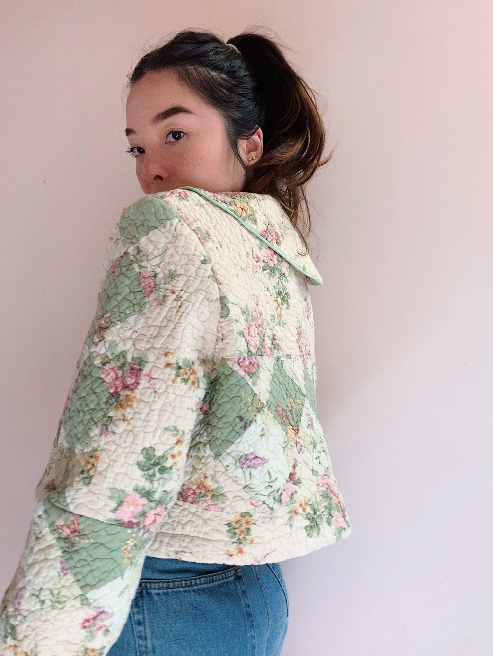 Image of Long Sleeve Quilt Top & Detachable Collar — Crème Florals