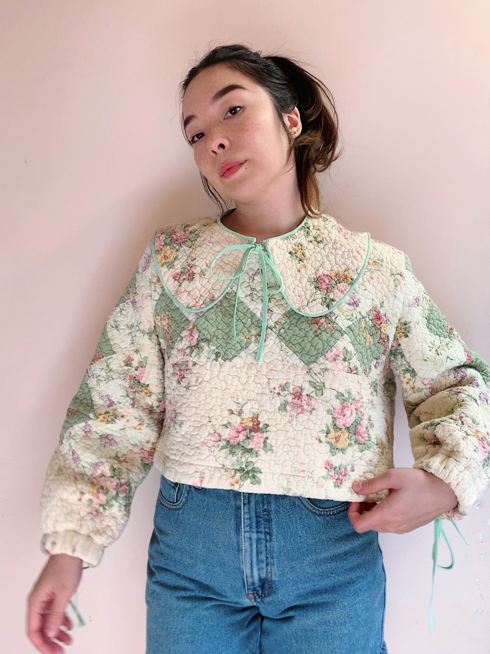 Image of Long Sleeve Quilt Top & Detachable Collar — Crème Florals