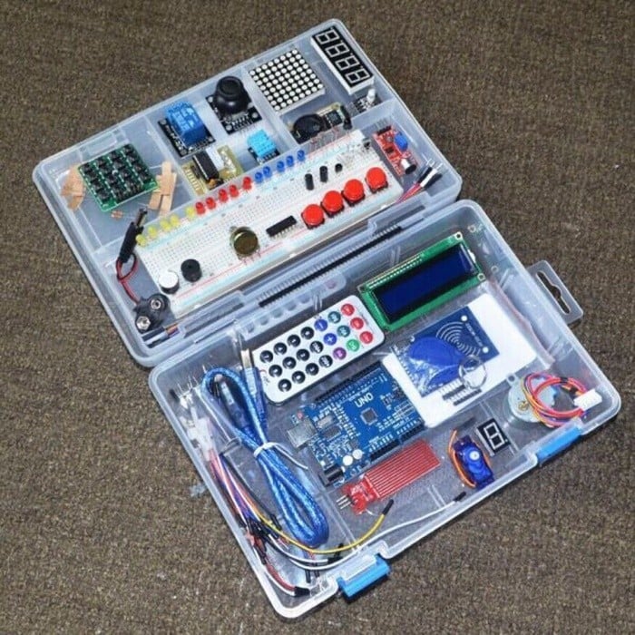Image of Arduino UNO Starter Kit
