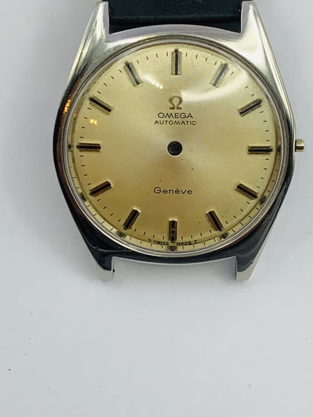 Image of vintage Omega geneve 1960's/70's gents watch Case,used,ref#(om-69)