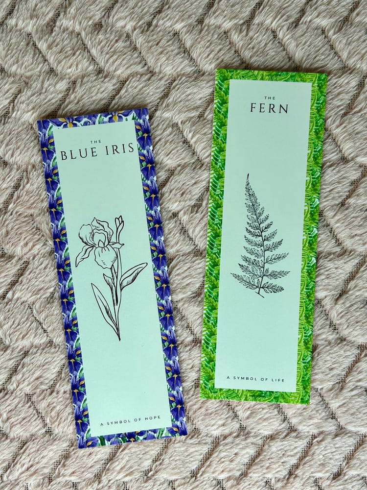 Image of Mirror’s Epoch Botany Set (2 plant inspired bookmarks)