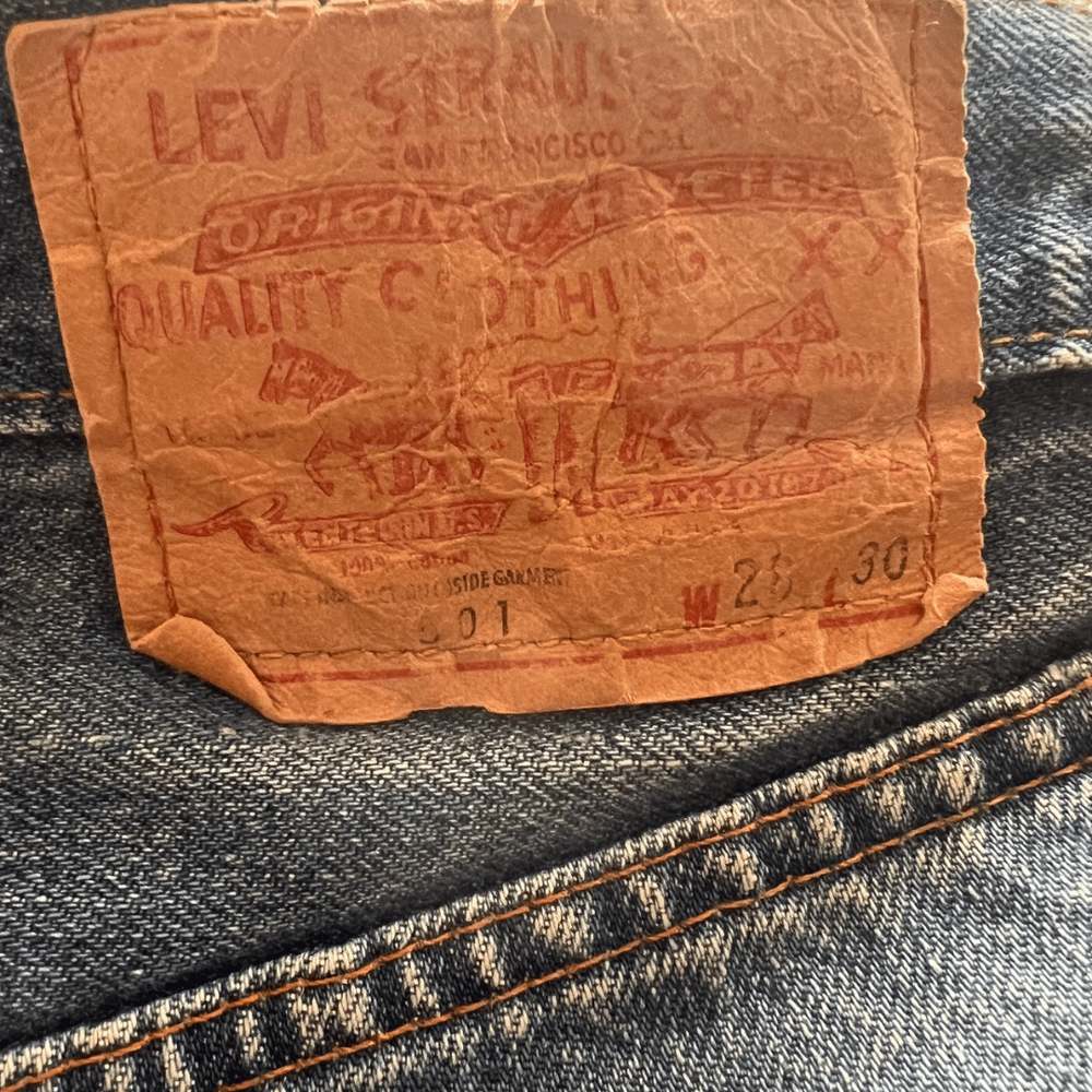 Image of VINTAGE LEVI STRAUSS SHORTS