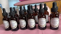 Vee’s black seed hair oil 