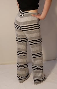 Grey/black stripe