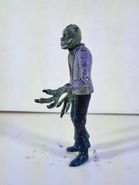 Image 3 of Leisure Lizard