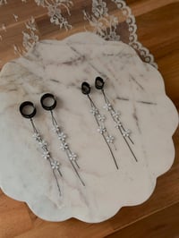 Image 2 of Long Flower Tassel Dangles (BLACK)