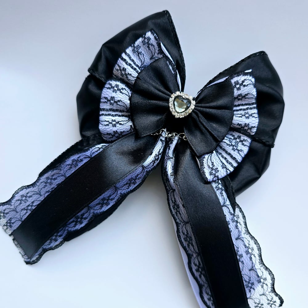 Image of Black Lace Lightstick Bow