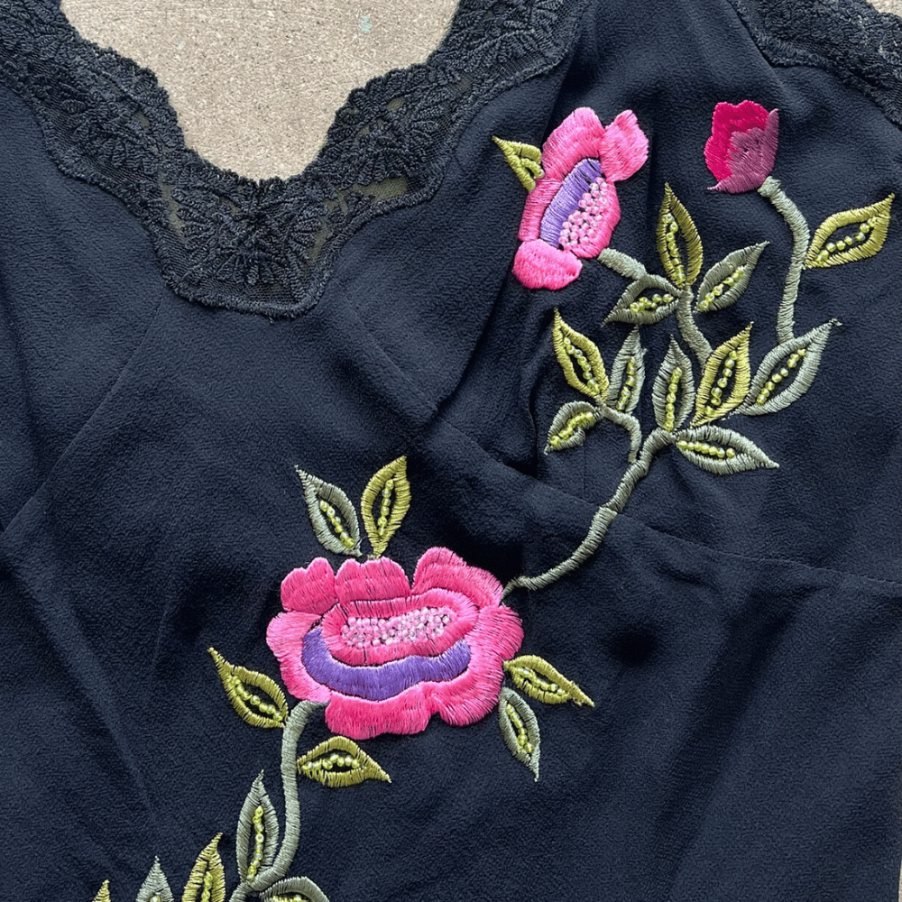 Image of SUE WONG BLACK DRESS