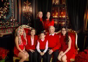 Image of 12/14/25: Christmas 24 Set (Family Sessions - NO SANTA)