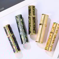 Image 2 of Shell color tone perfume atomizer