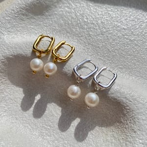 Image of LANE EARRINGS