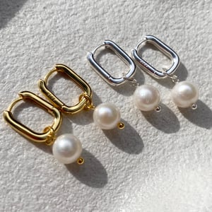 Image of LANE EARRINGS